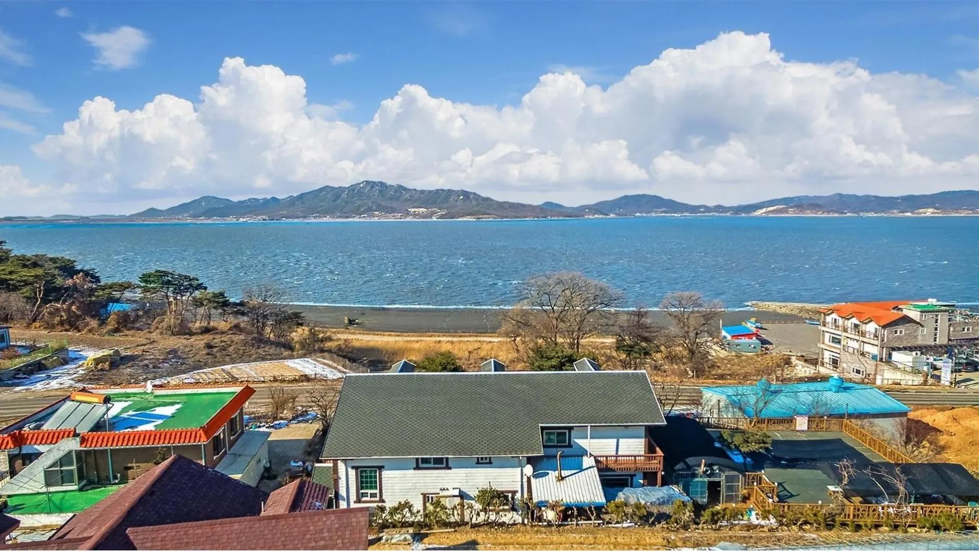 Ganghwa Badabit Pension Incheon South Korea